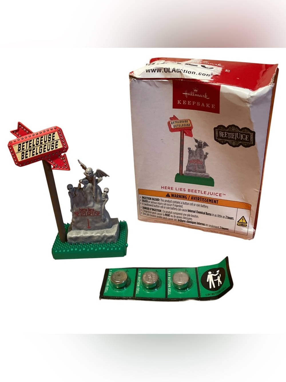 Hallmark Keepsake 2025 Here Lies Beetlejuice Christmas Ornament Magic Light